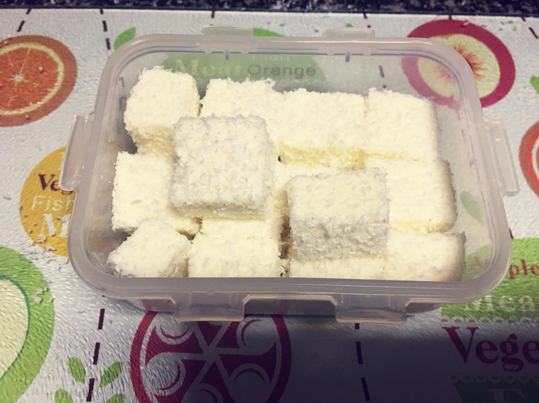 椰蓉牛奶小方