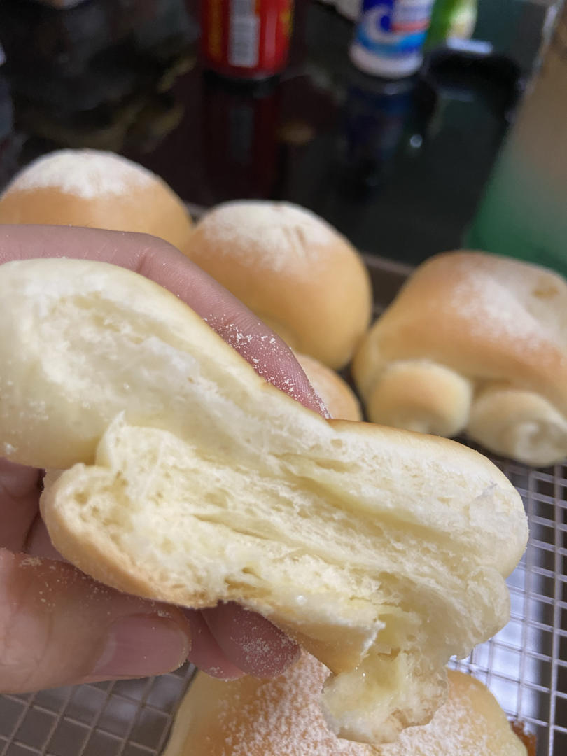 超软牛奶小面包