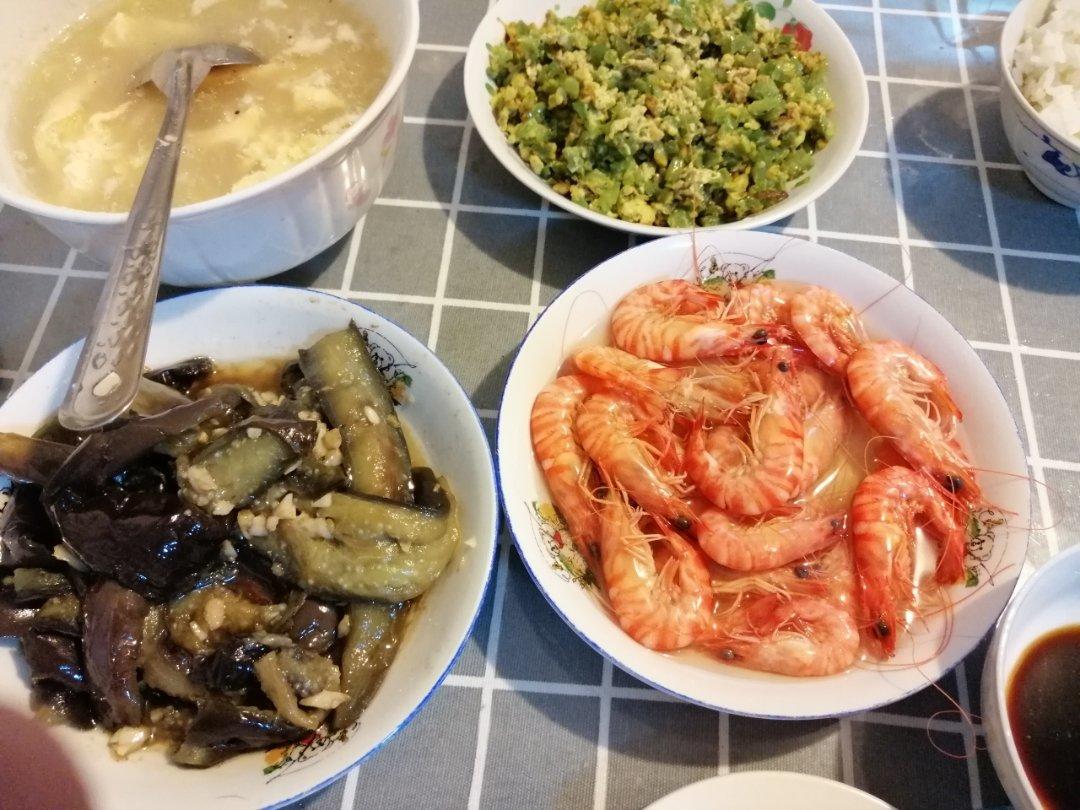 肉丝炒时蔬