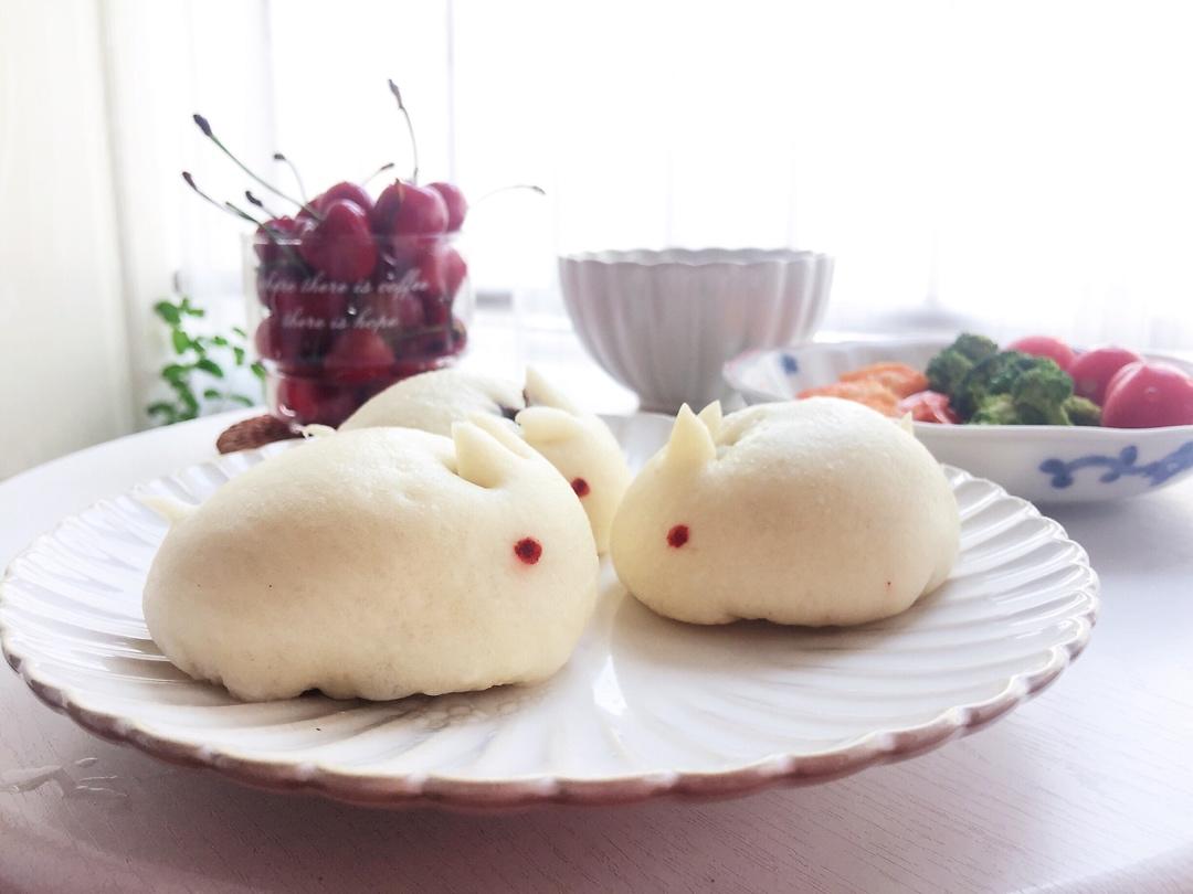 小白兔豆沙包🐰