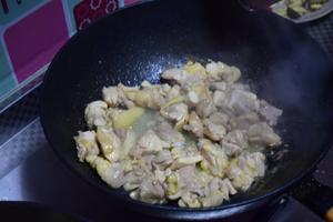 无油低脂-花菇炒鸡的做法 步骤6