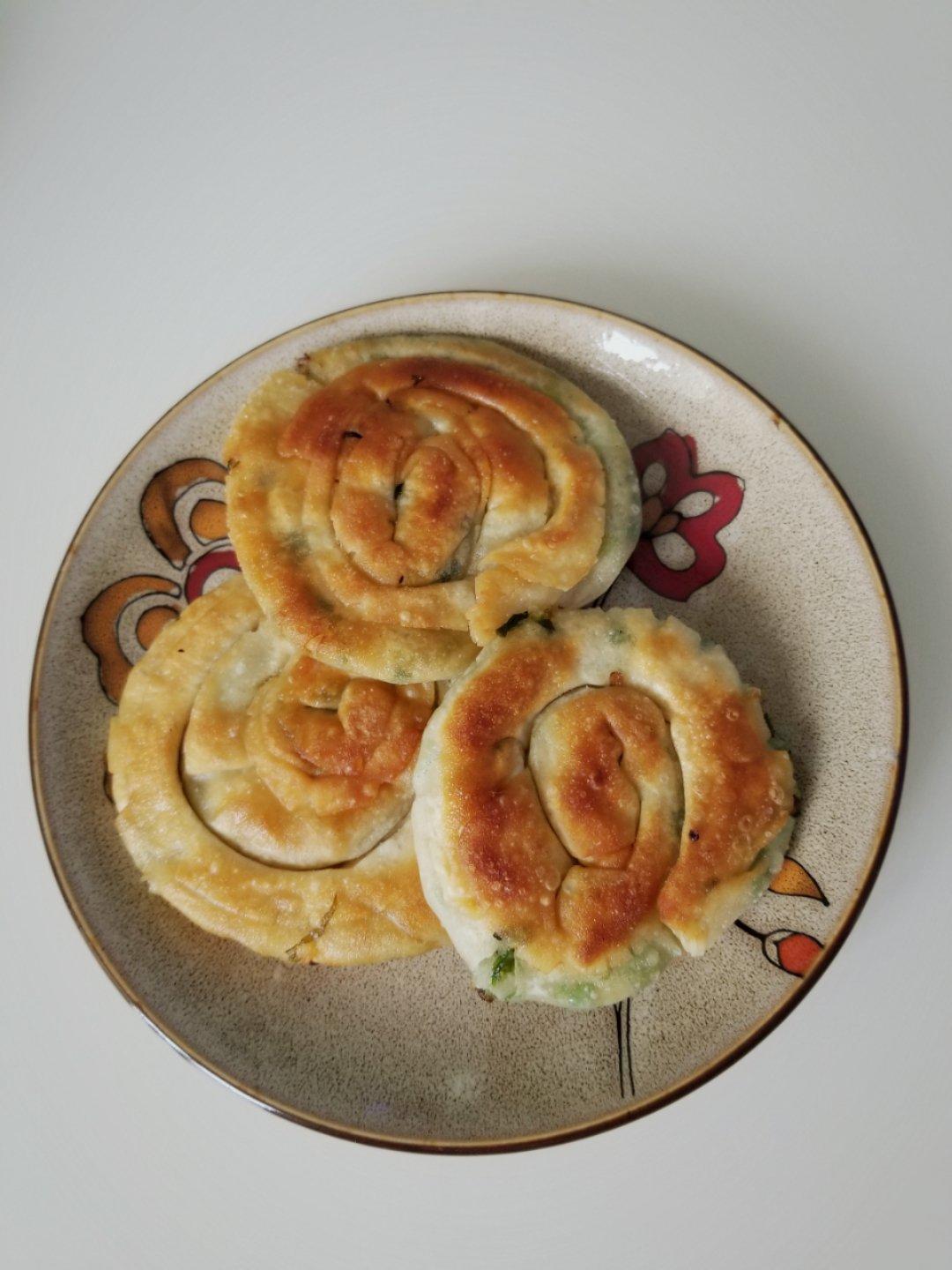 小馄饨皮葱油饼