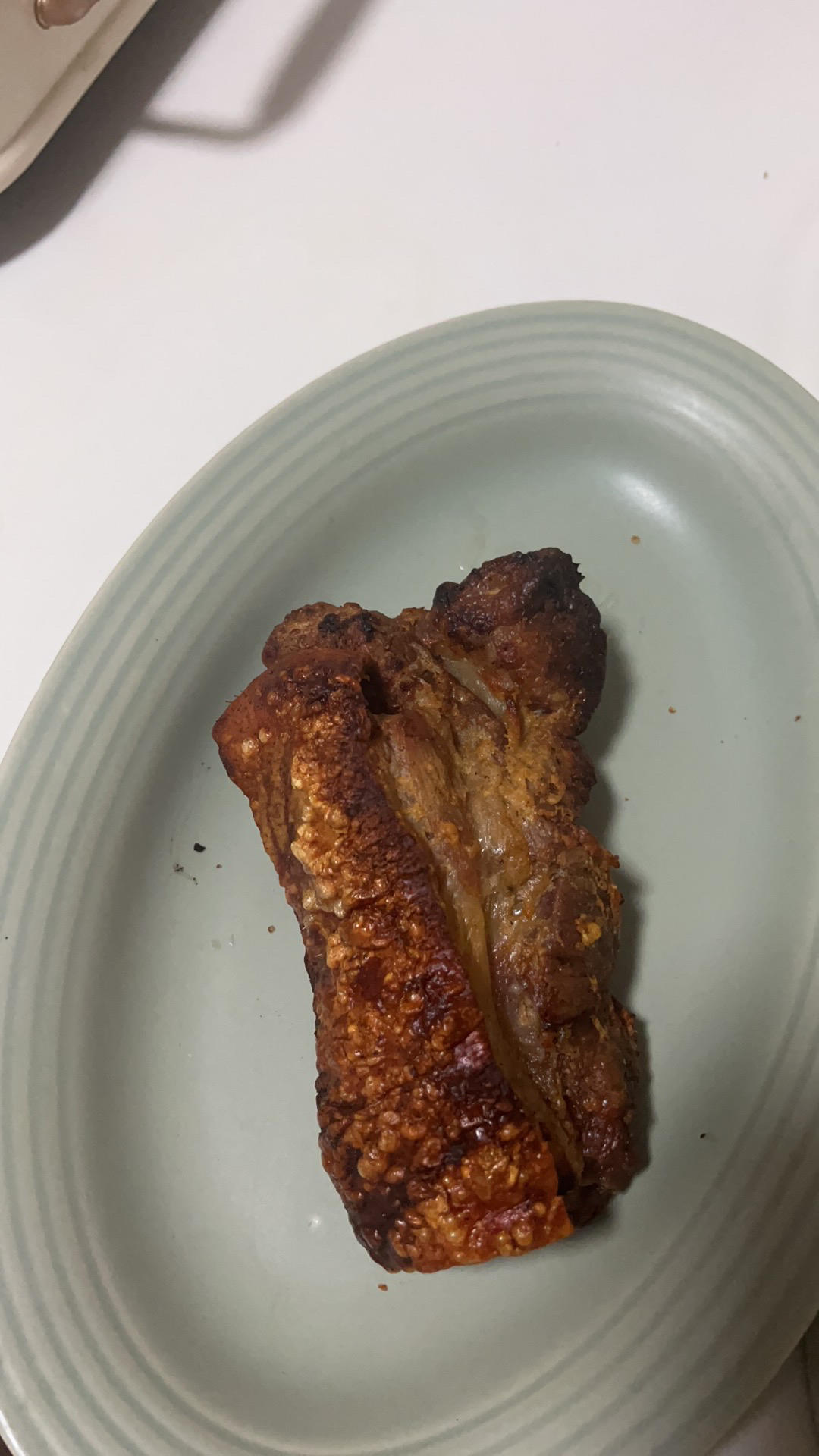 脆烤猪后腿肉（家庭烤箱）