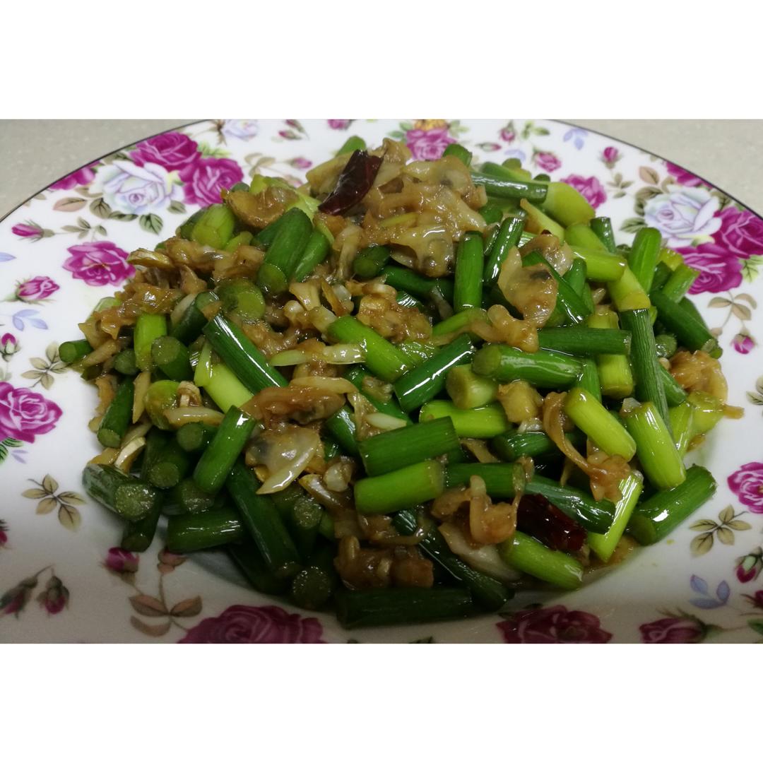 蒜苔爆炒蛤蜊干