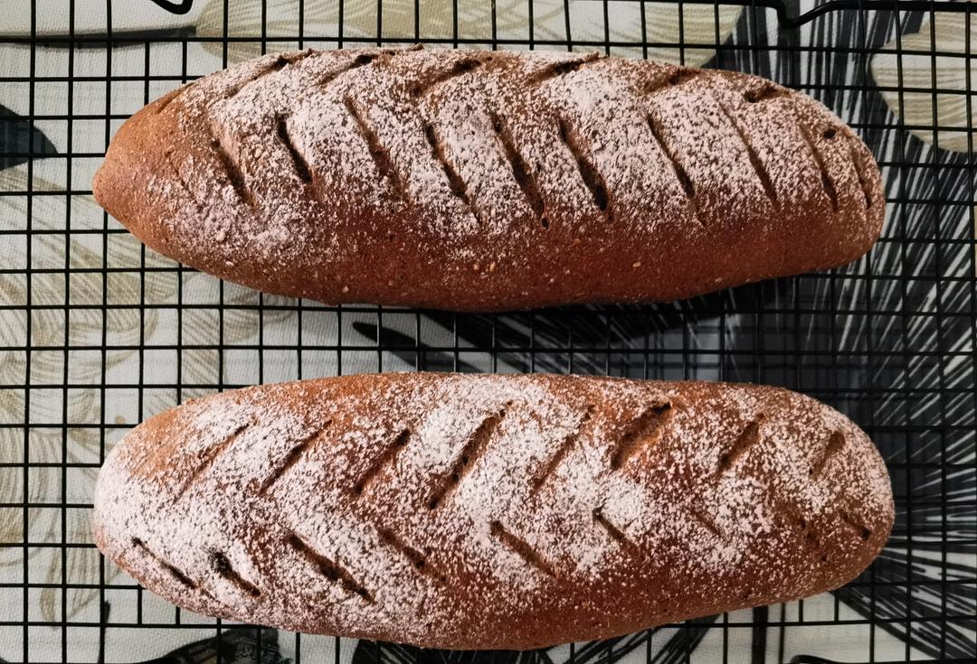 全麦软欧包（有啥放啥，健康美味，流程简易）