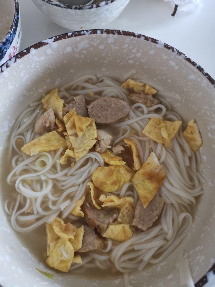 潍坊肉丸子面条