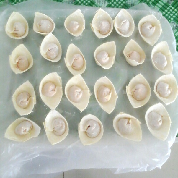 元宝馄饨的包法