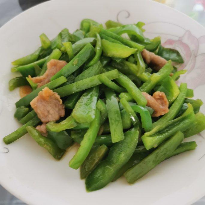 青椒炒五花肉