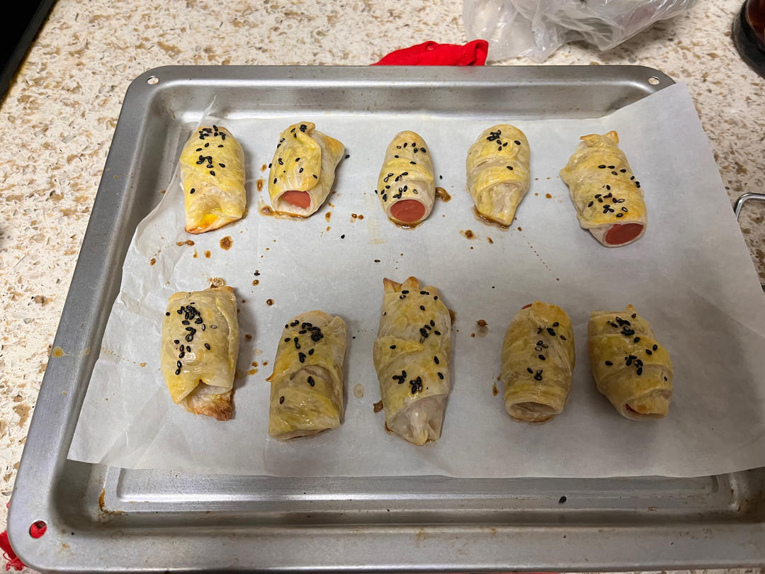 香肠可颂卷 热狗手抓饼  不用和面版