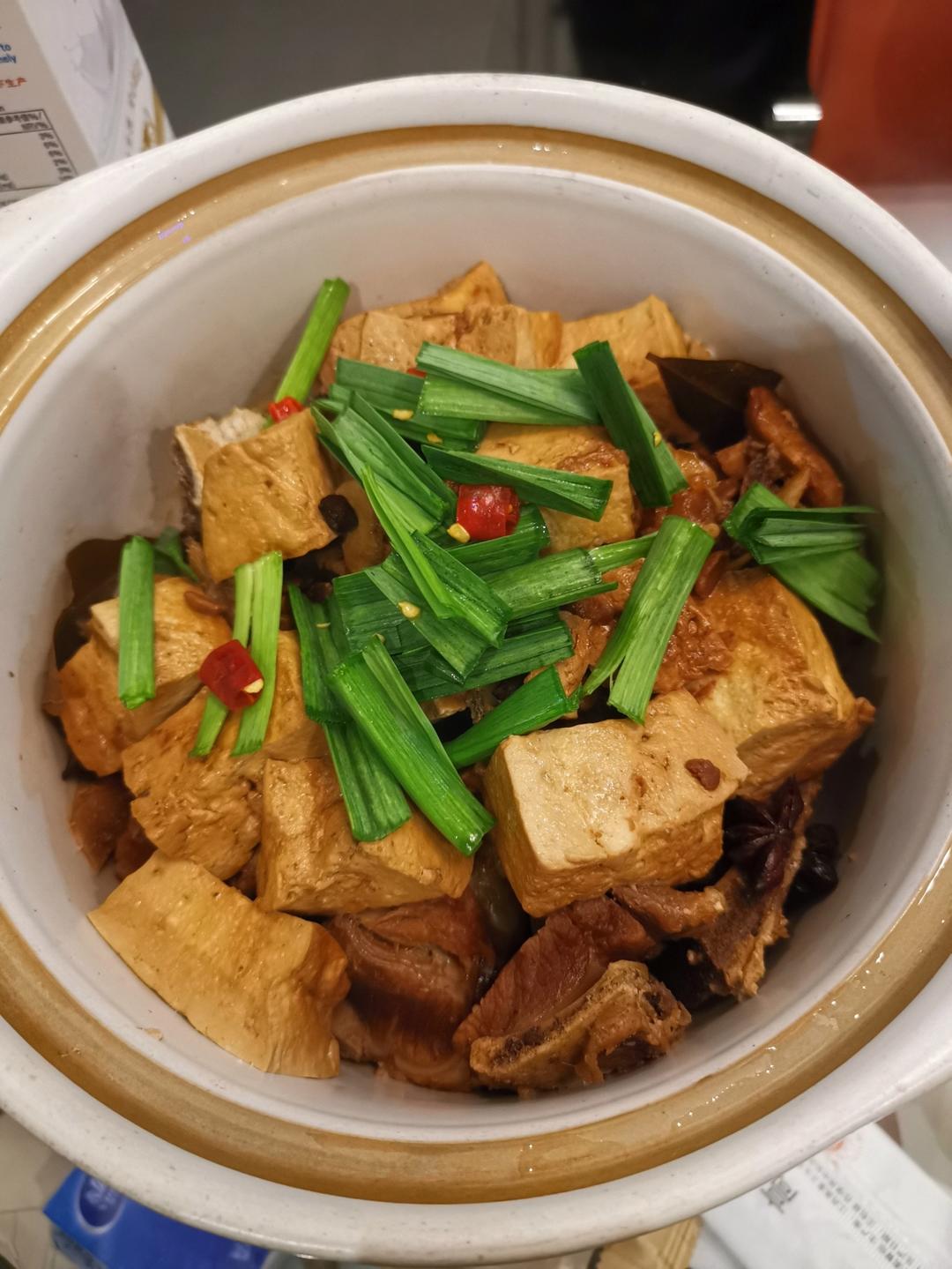 马桥香干筒骨煲