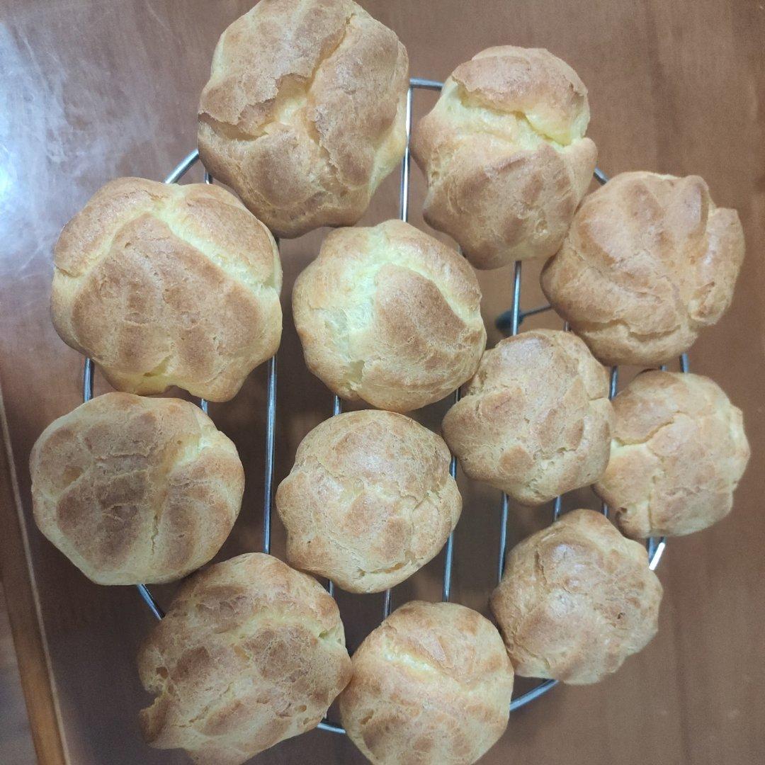 简单易成功的奶油小泡芙做法