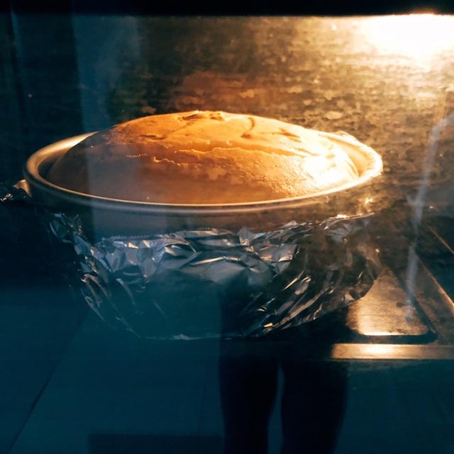 简单好做的8寸戚风蛋糕
