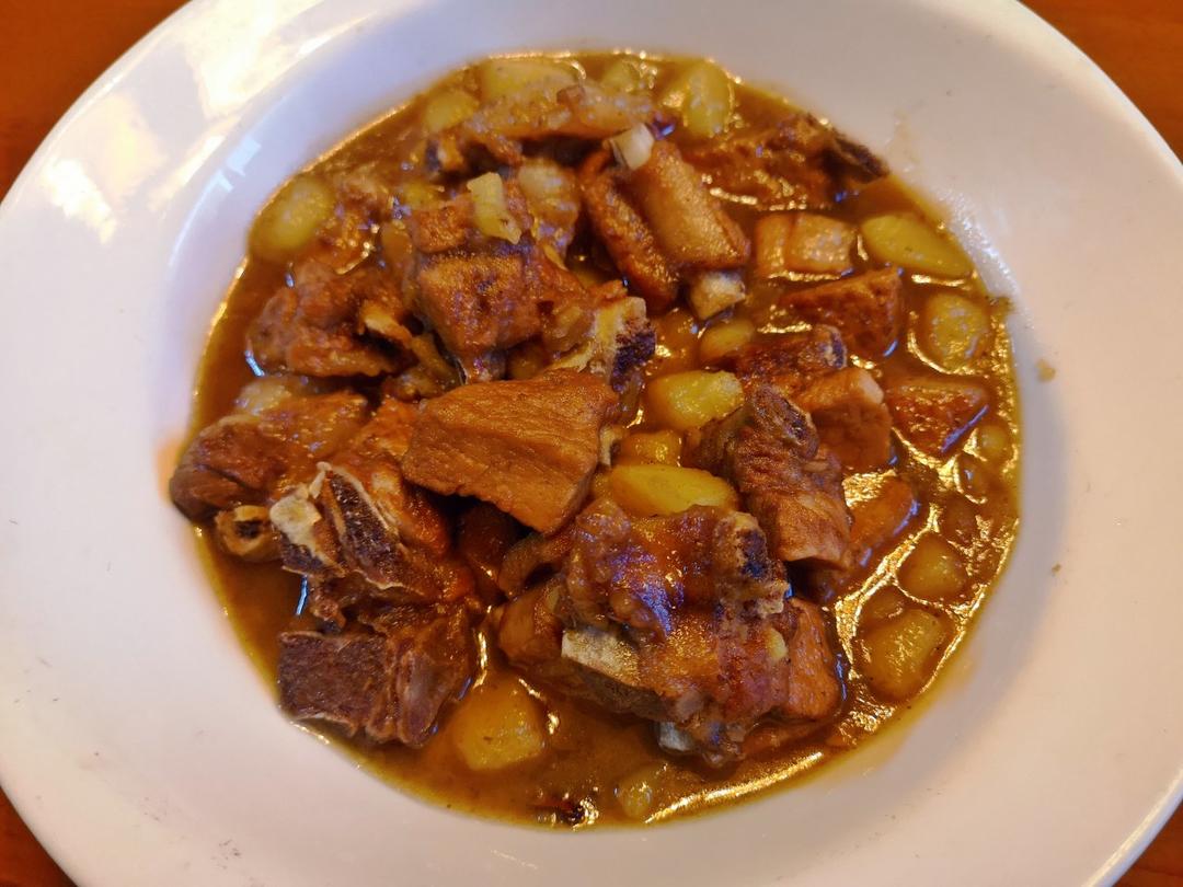 土豆炖排骨