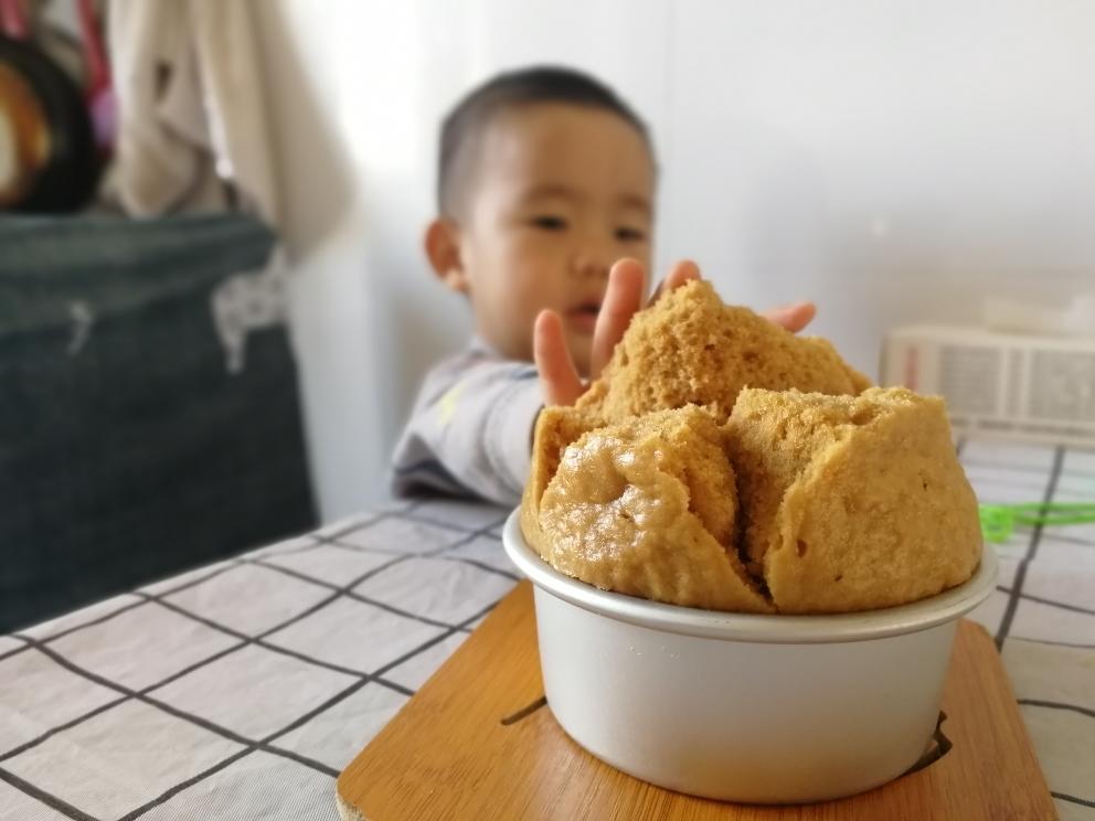 开口笑红糖蒸糕（超简单）的做法