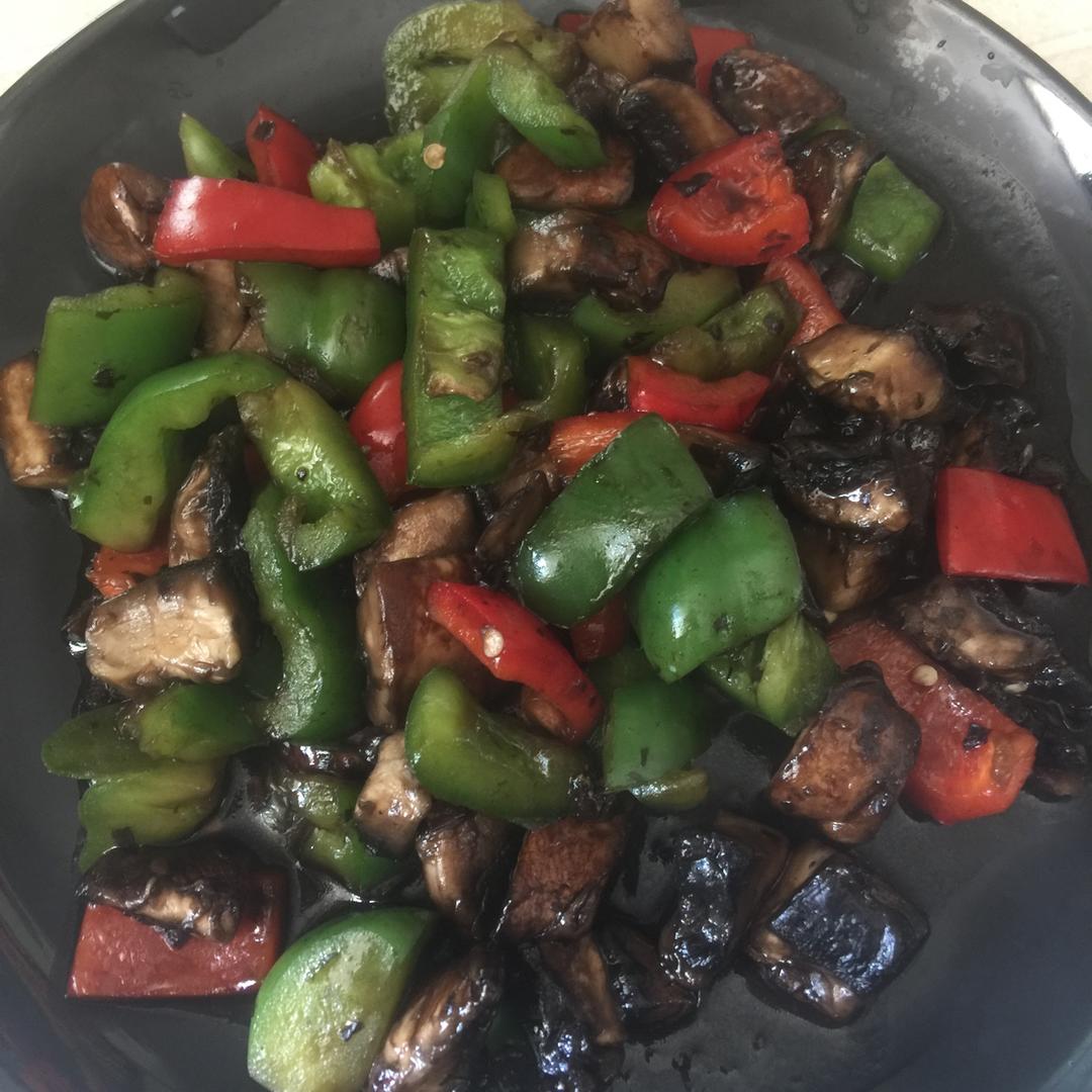 蚝油双椒炒双菇