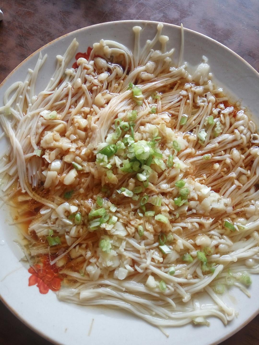 蒜蓉蒸金针菇
