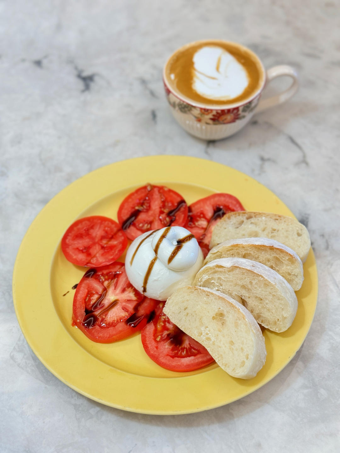卡普里风味沙拉insalata caprese/水牛芝士沙拉（布拉塔burrata可做）