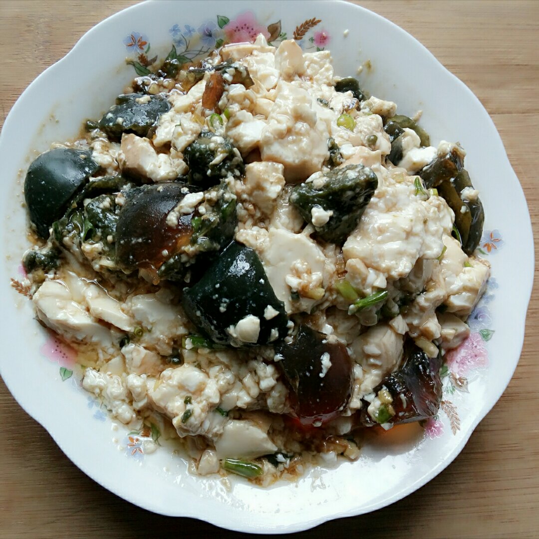 皮蛋豆腐