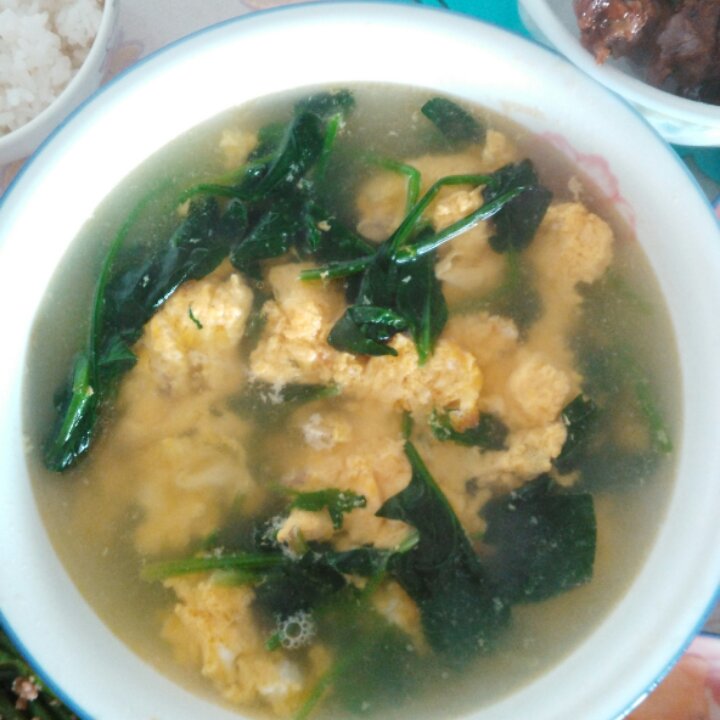 菠菜鸡蛋汤