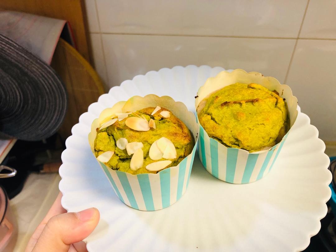 生酮低碳快手牛油果爆浆马芬