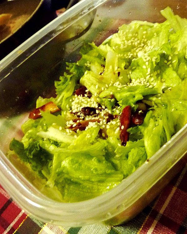 呛生菜