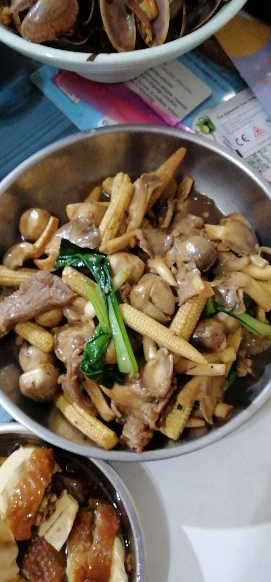 粤菜:草菇鲍鱼汁炒牛肉