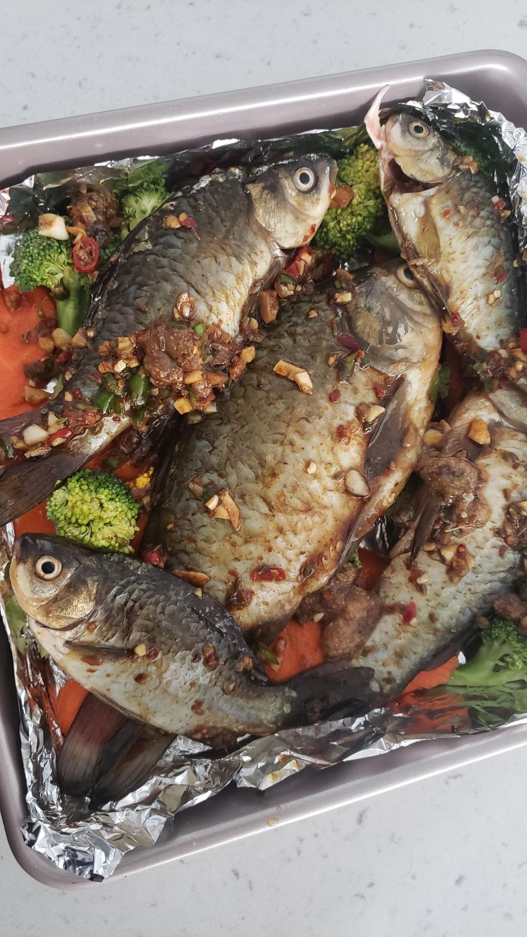 琉璃8807做的烤鲫鱼烤箱版