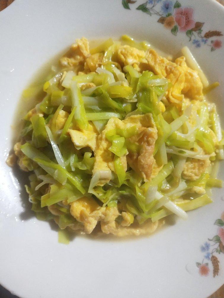 韭菜黄炒鸡蛋