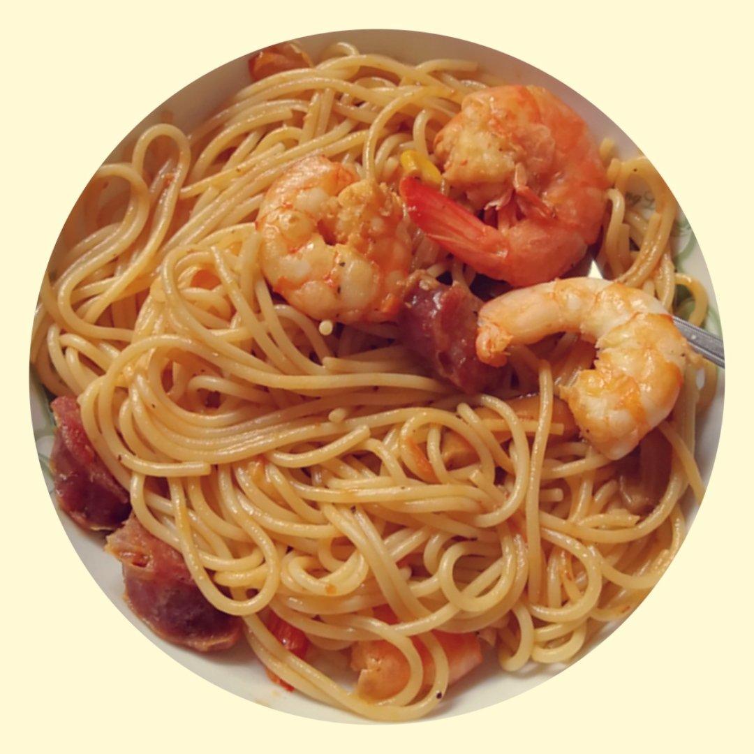 鲜虾番茄意大利面