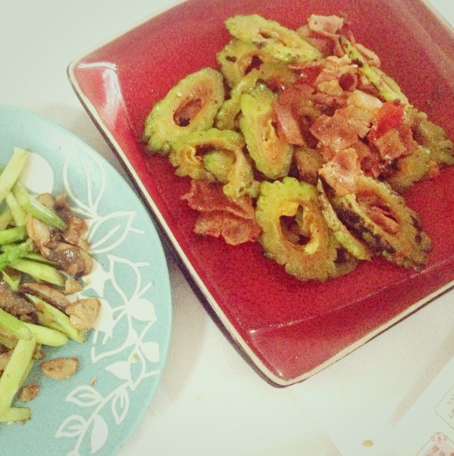 辣豆豉培根炒苦瓜