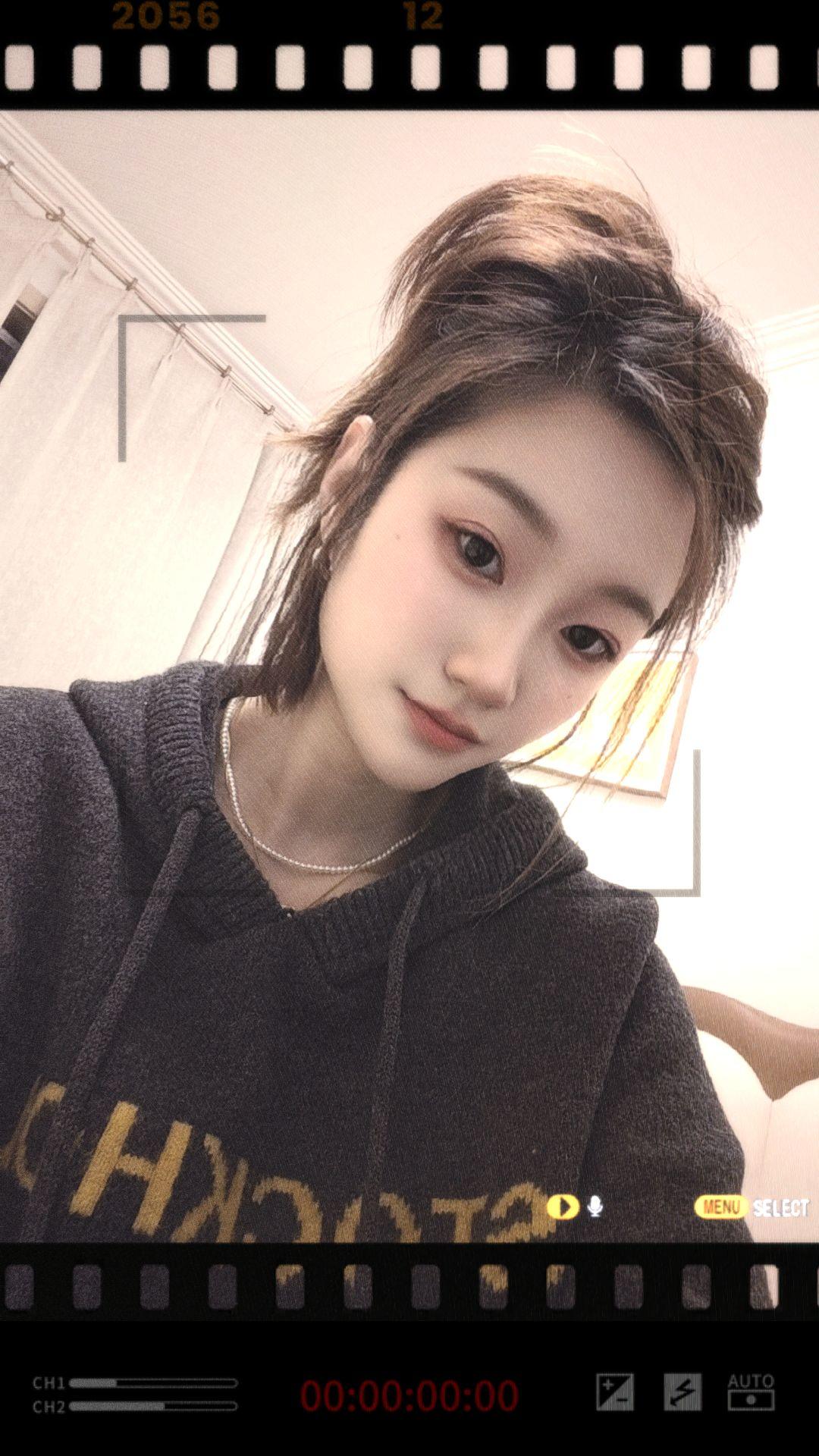 是小李呀呀
