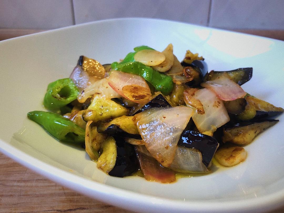 【小高姐】烧茄子 简单方法做出好颜色和好味道的茄子