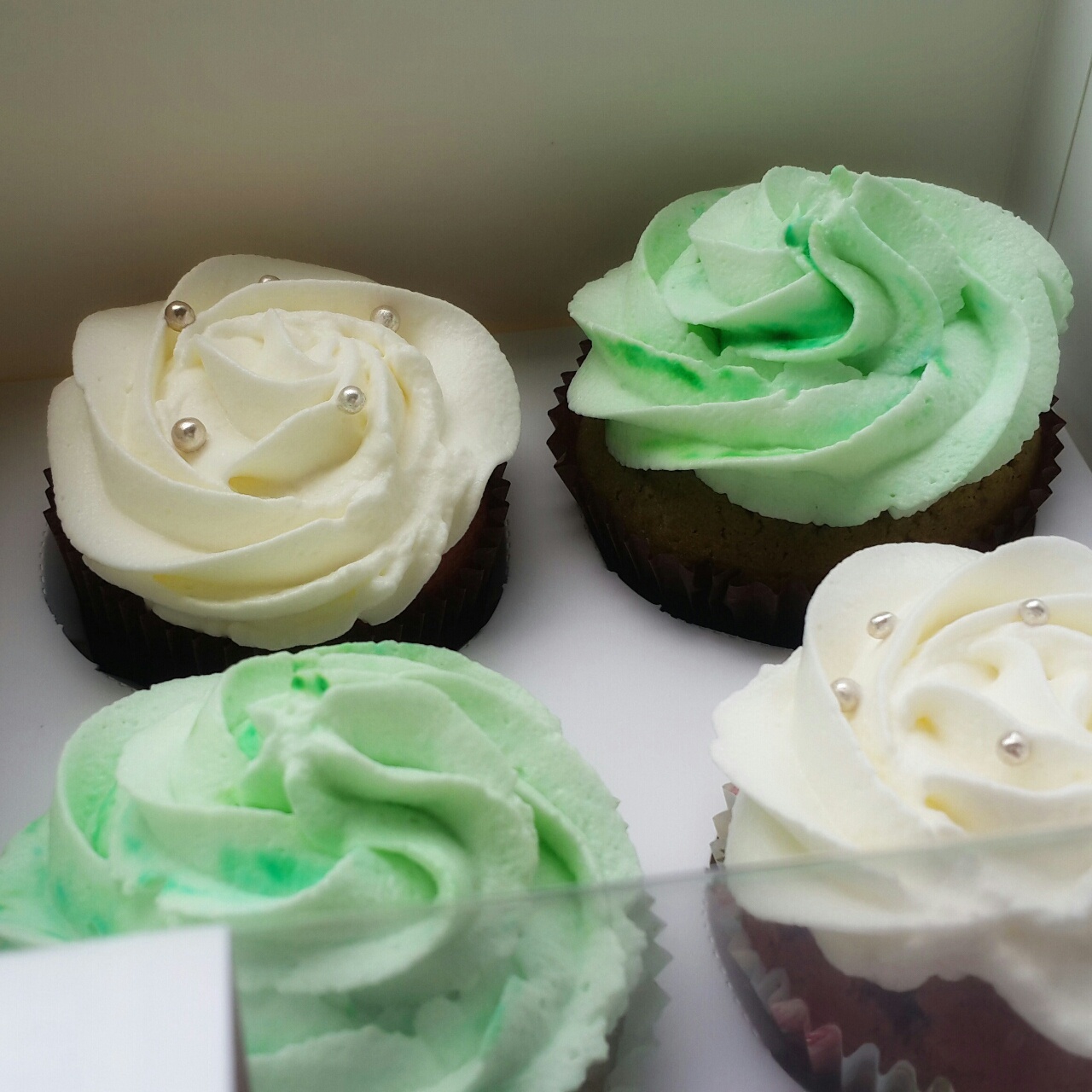 经典红丝绒杯子蛋糕（red velvet cupcake）