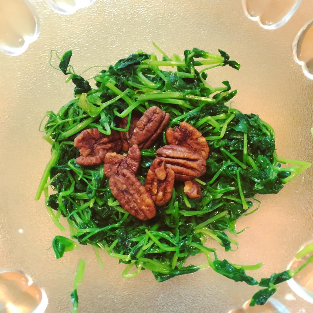 清拌豆苗