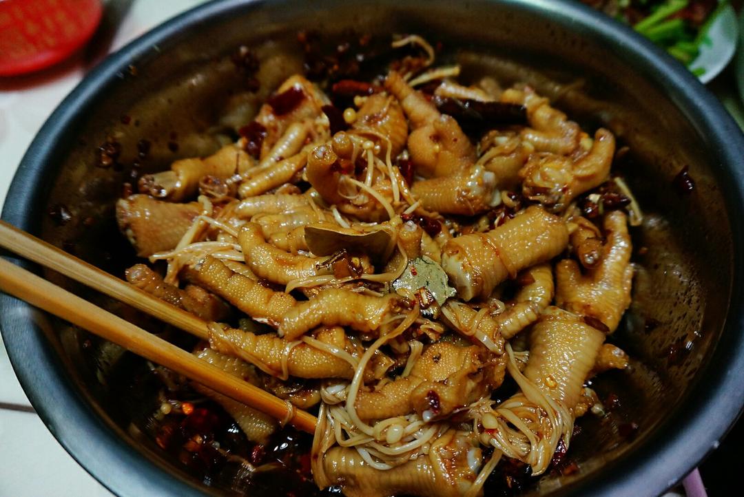 人人都爱的麻辣凉拌鸡爪