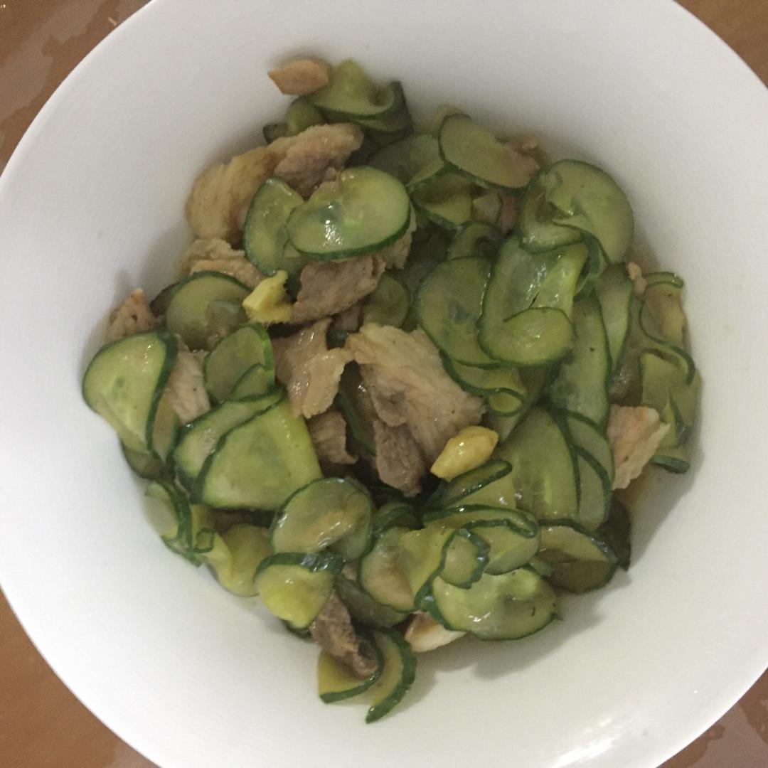黄瓜炒肉