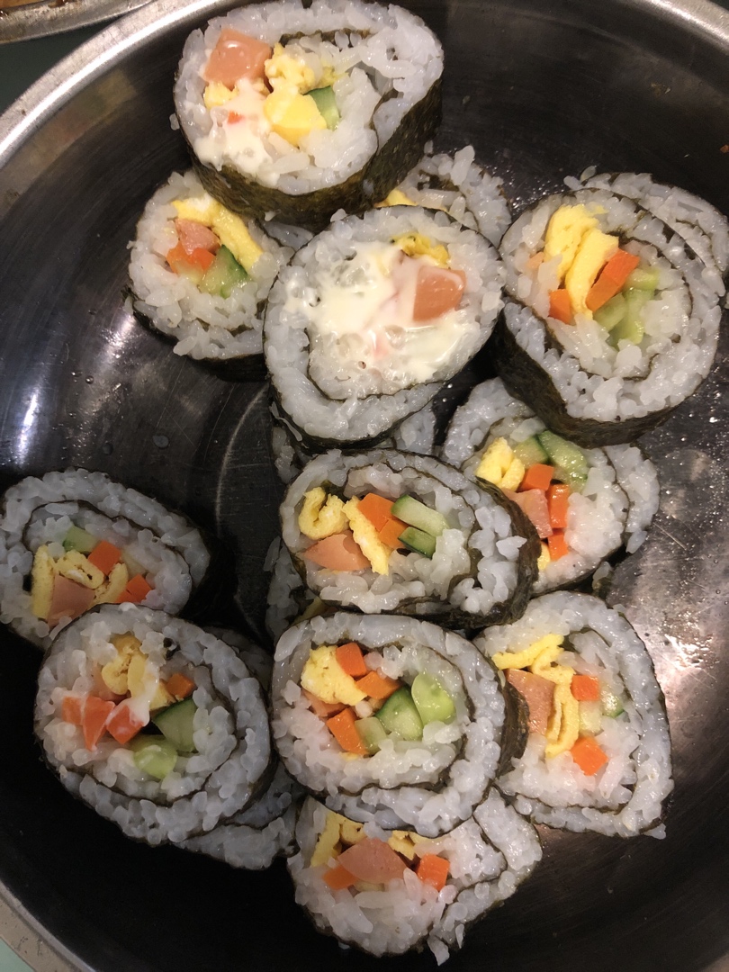 自制寿司（含寿司醋配方和超详细寿司卷法）