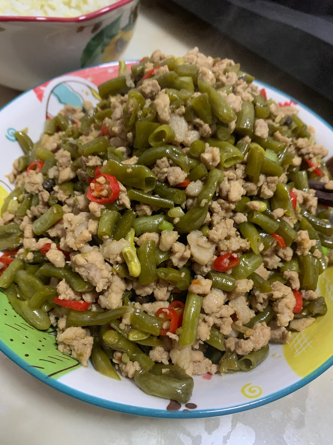 自制懒人下饭酸豆角炒肉