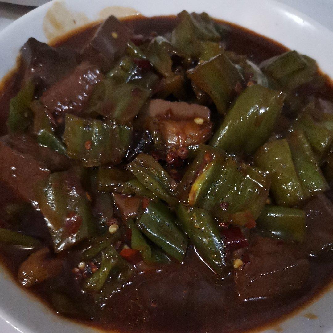 酸辣鸭血