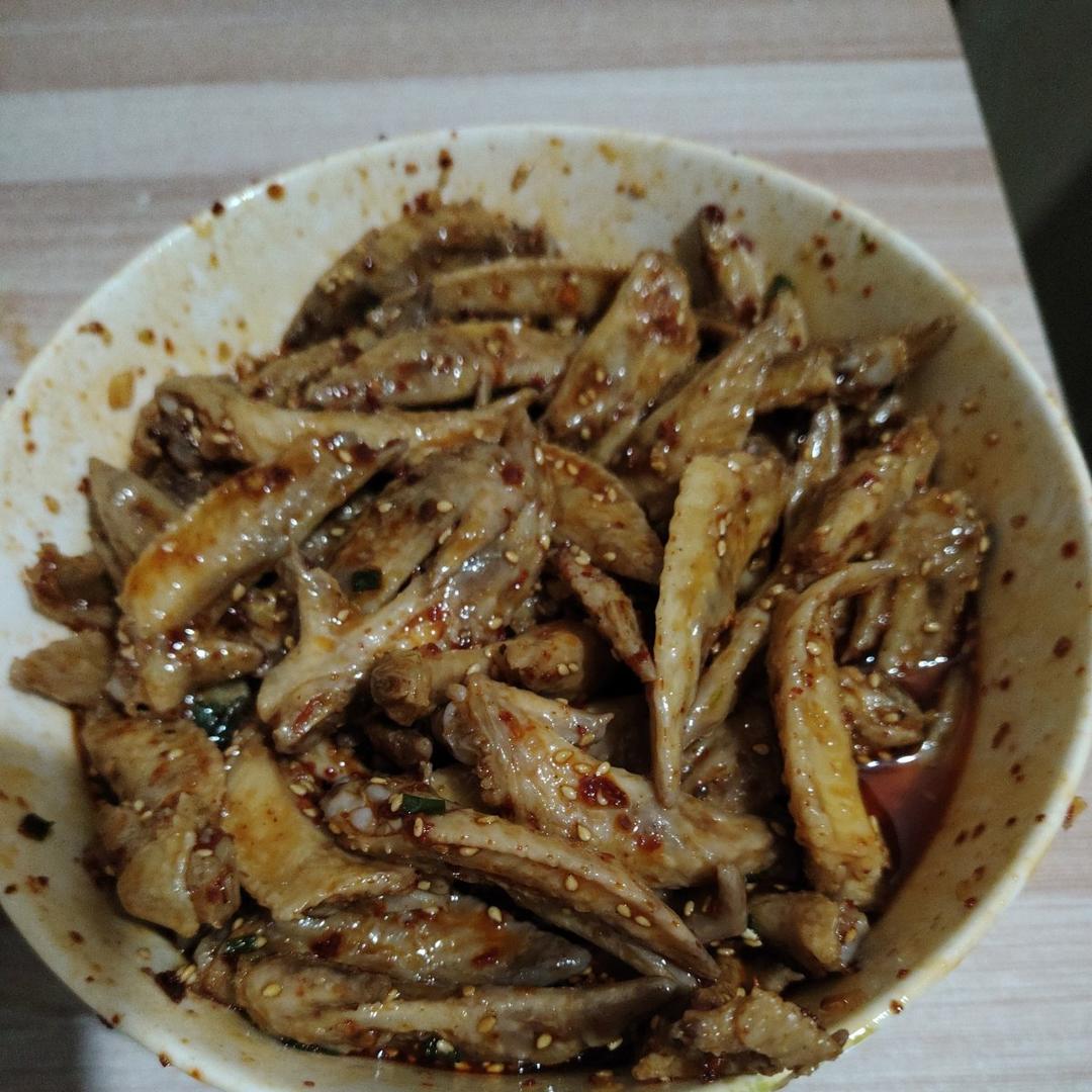 香哭的蒜香鸡翅尖！跟小吃摊阿姨要来的配方