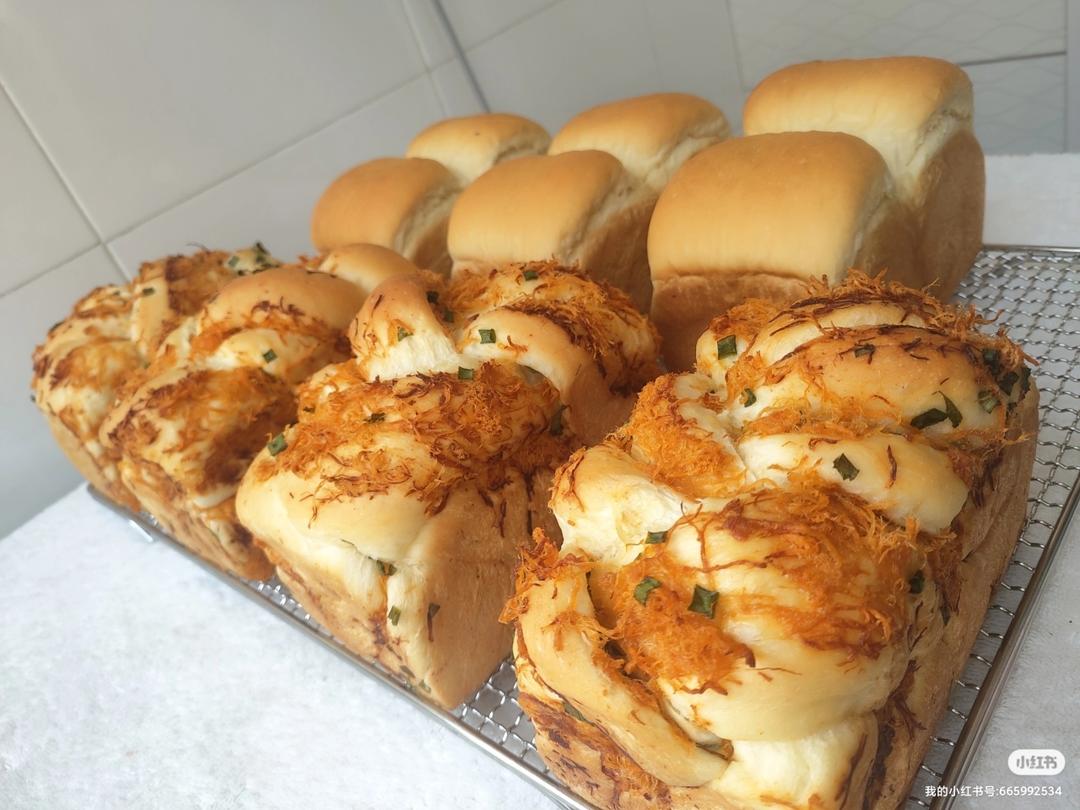 顶级黄金椰蓉吐司