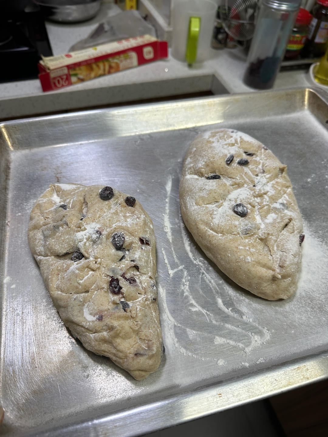 全麦蔓越莓核桃软欧包