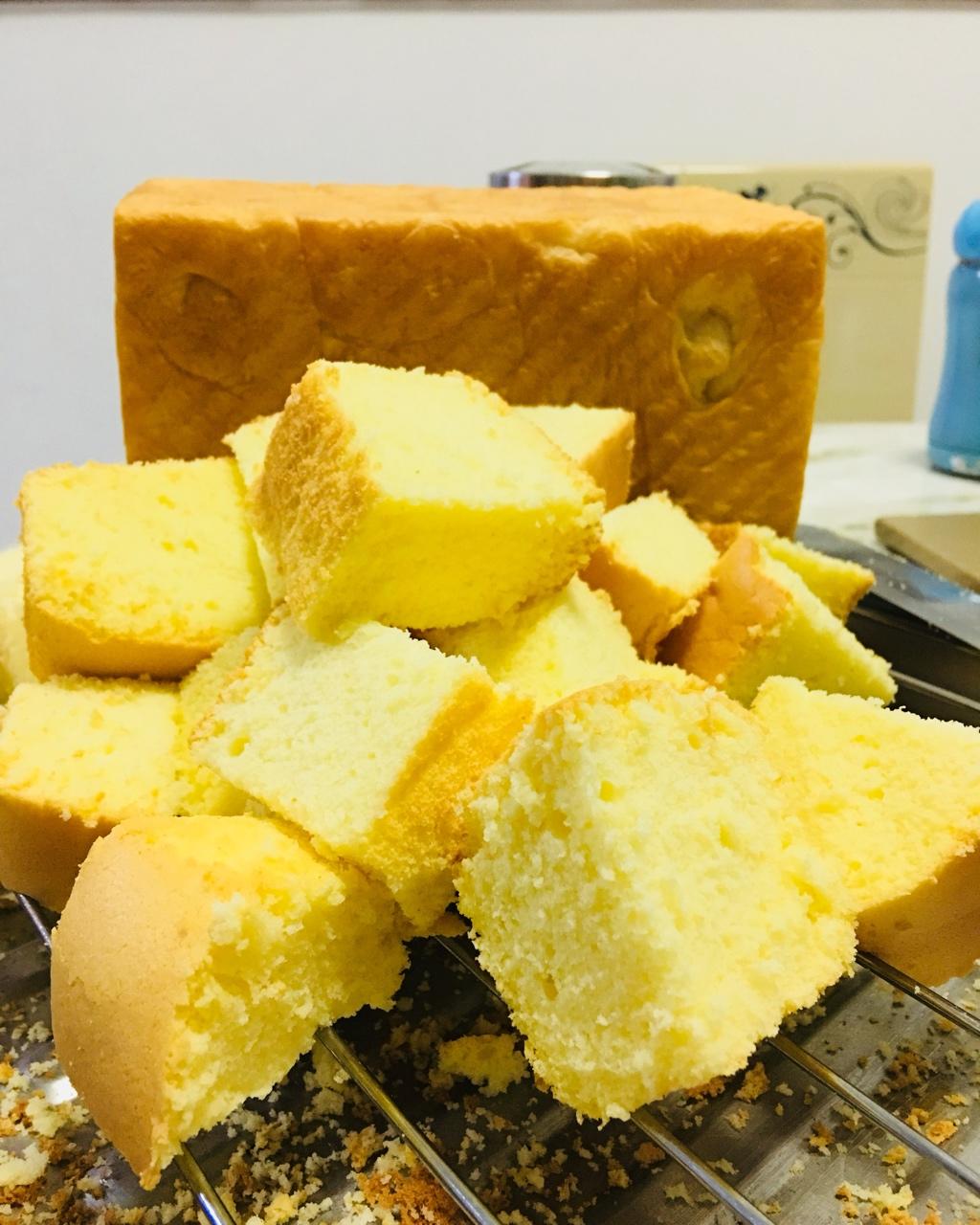 原味海绵纸杯蛋糕（非常适合裱花、盖糖皮的cupcake方子）