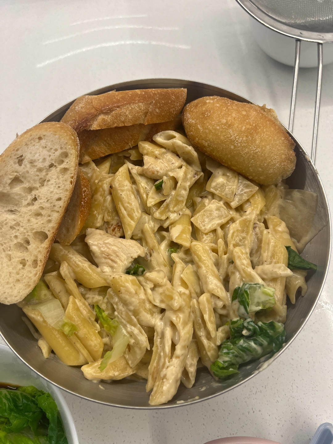 奶油鸡肉蘑菇意面