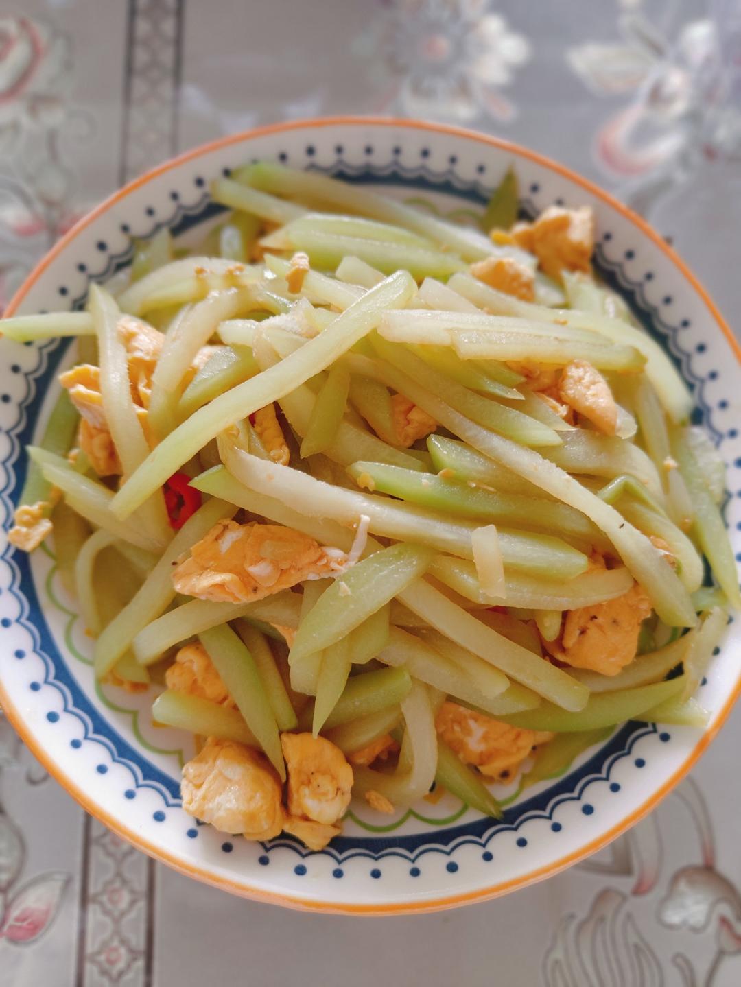 家常素菜佛手瓜炒鸡蛋🥚