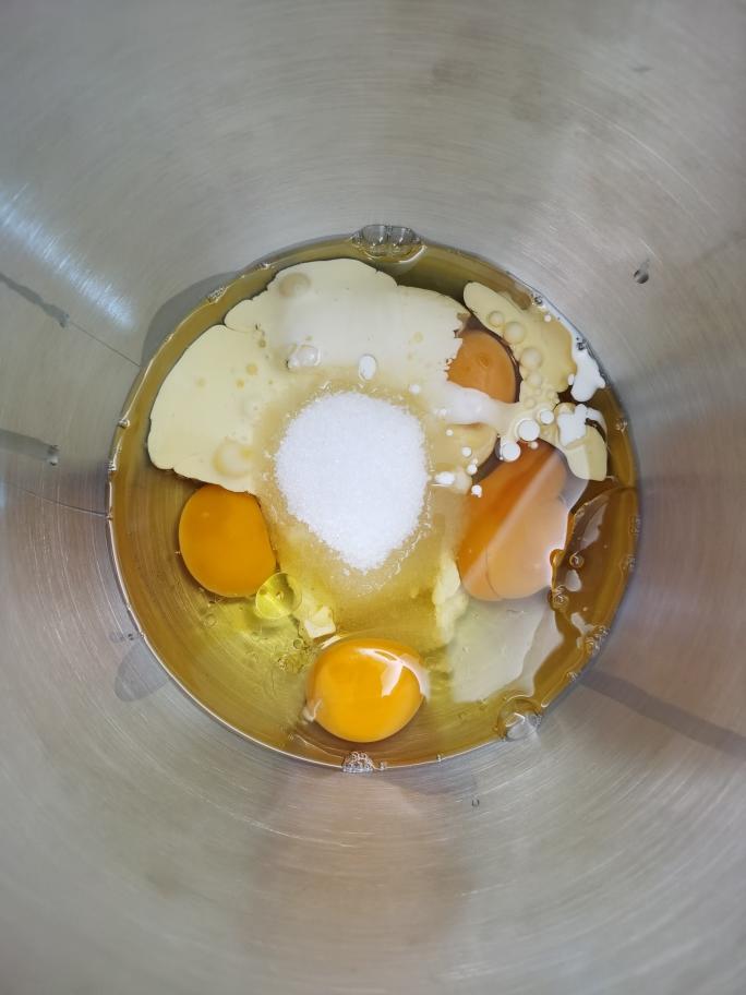 纯奶手撕吐司的做法 步骤1