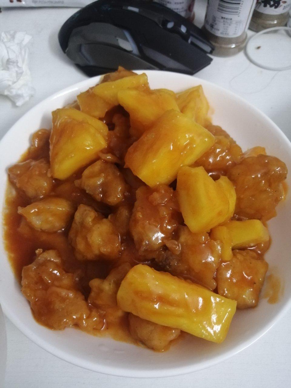 菠萝咕噜肉