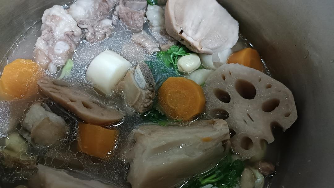 蓮藕山藥排骨