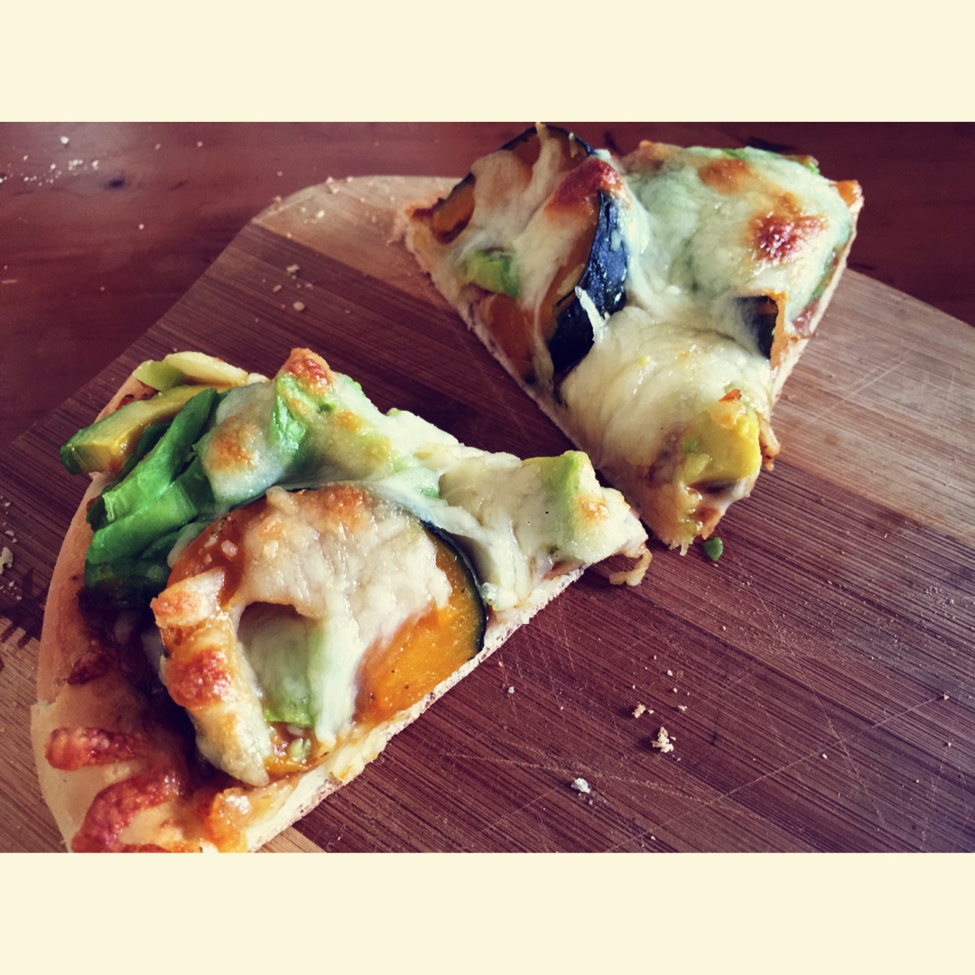 #挑战必胜客#意式牛油果大虾比萨