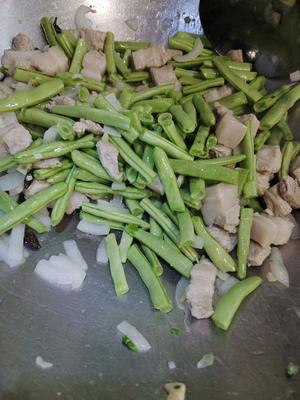东北菜家常菜：芸豆土豆炖肉的做法 步骤6